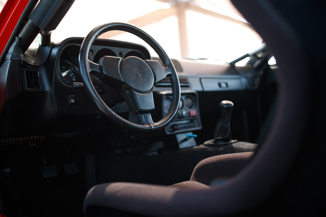 Issue 002 – 000 Magazine