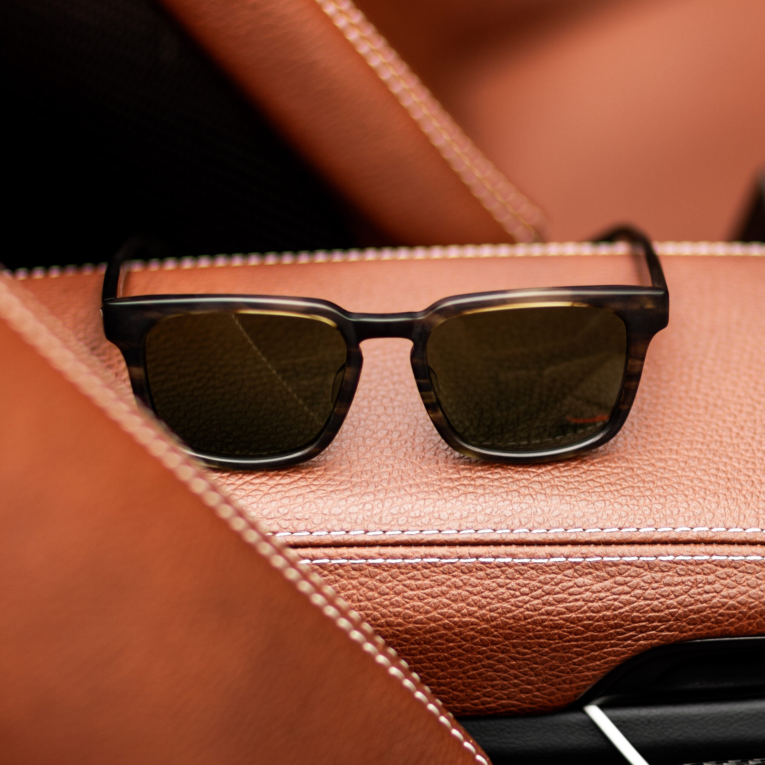 keyさん専用 BARTON PERREIRA バートンペレイラ オバマ夫人 Barton Perreira x 000 Hamilton Sunglasses – 000 Magazine